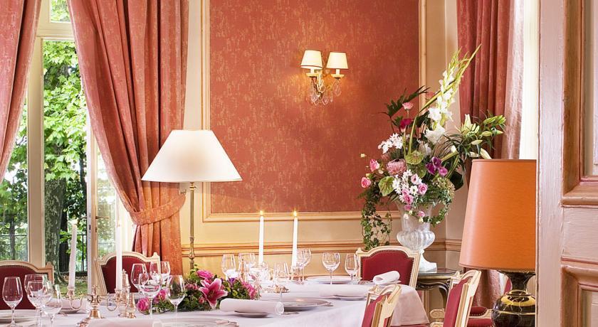 Chateau De Divonne Restoran gambar