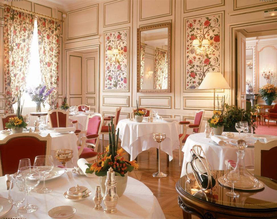 Chateau De Divonne Restoran gambar